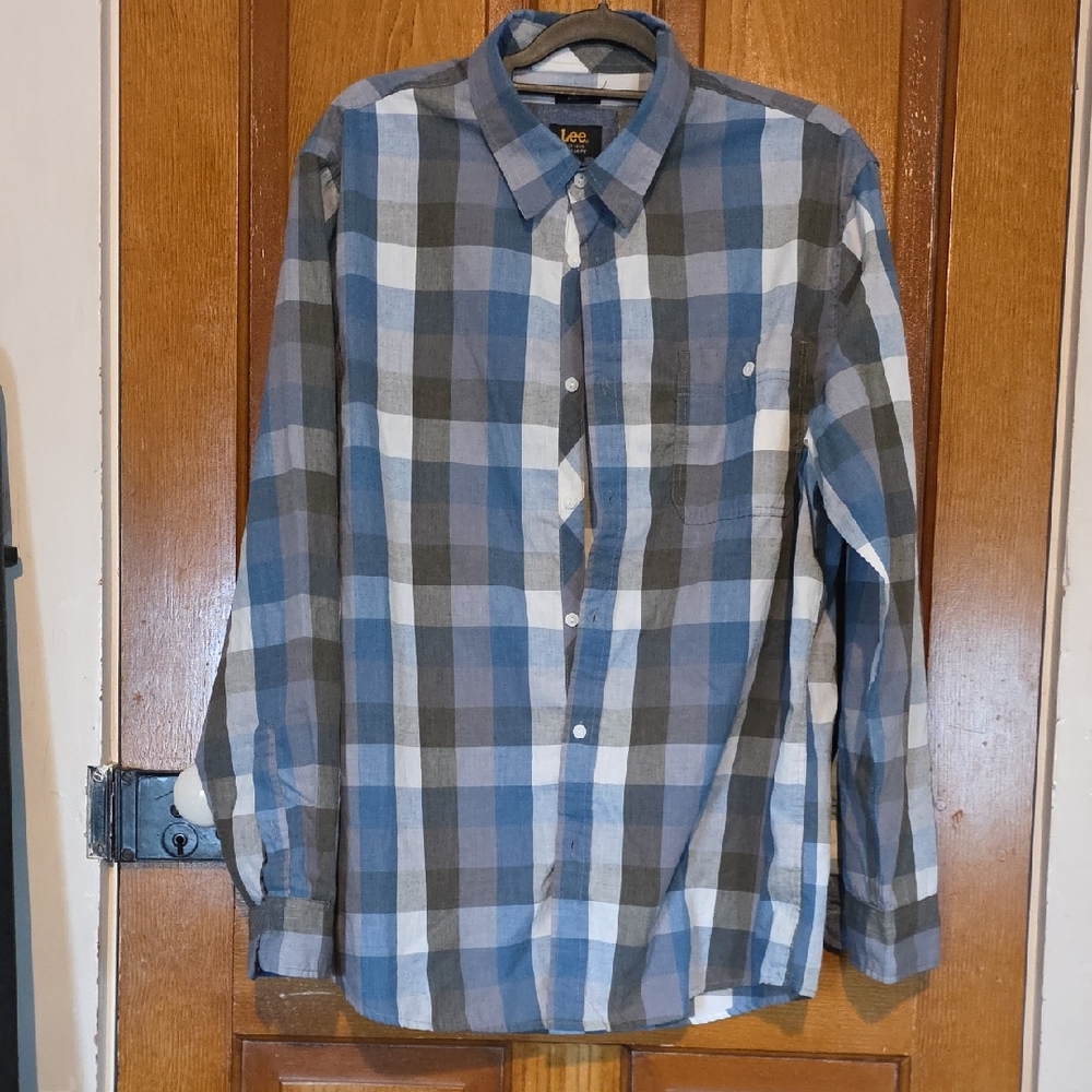 Lee Men's Casual Blue and Brown Checkered Shirt